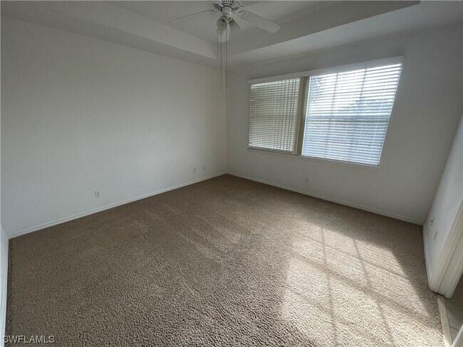 Foto del edificio - 4096 Cherrybrook Loop