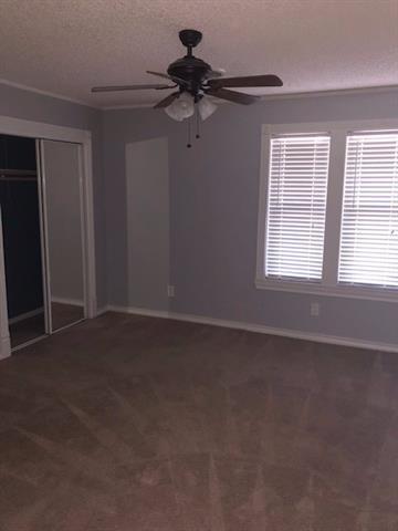 Foto del edificio - 3065 Crossroads Dr