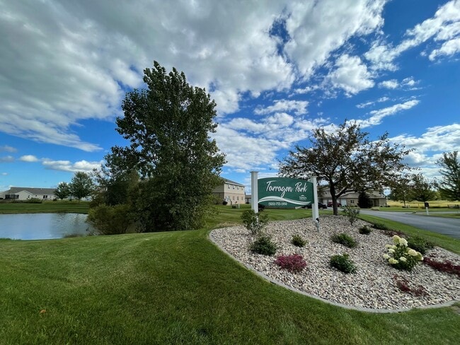 Building Photo - Tarragon Park Apartments