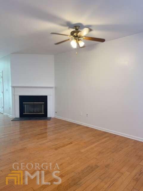 Building Photo - 1607 Cove Creek Cir