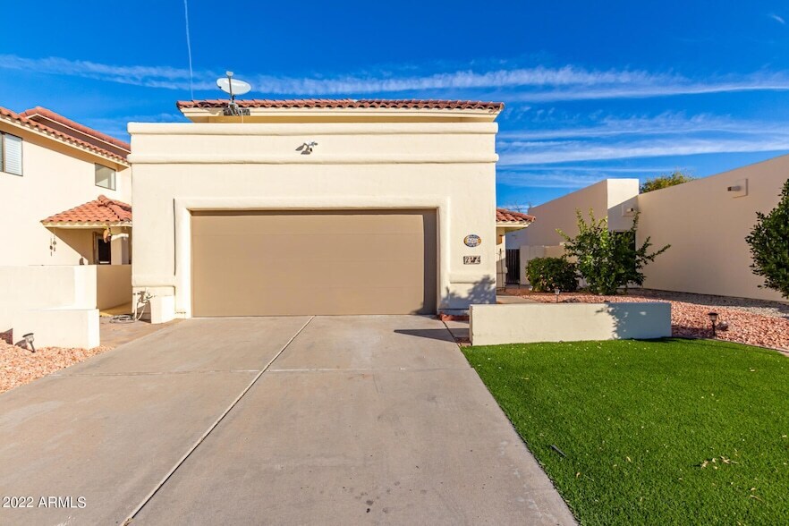 Foto principal - 2174 E Aspen Dr