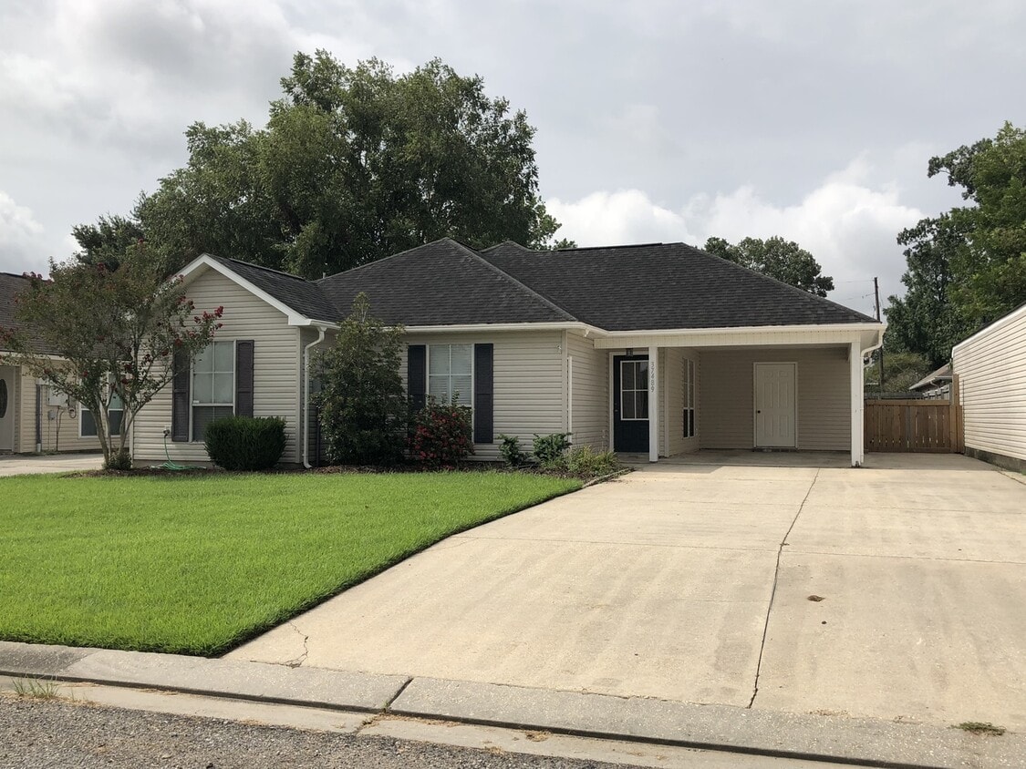 3 br 2 ba house near park on Dead-end stre... - 3 br 2 ba house near park on Dead-end stre...
