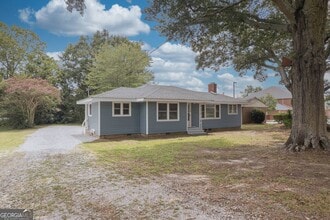 Building Photo - 478 E Johnson St