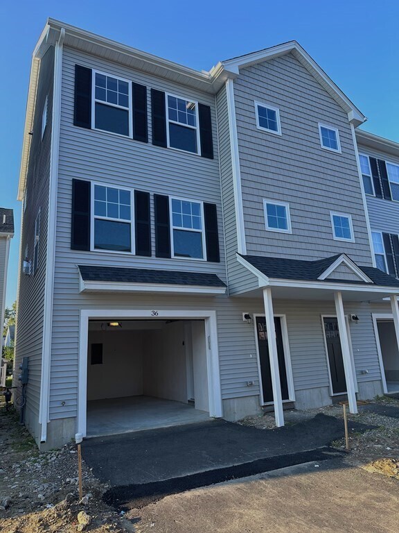 1400 Gorham St, Lowell, MA 01852 Townhome Rentals in Lowell MA