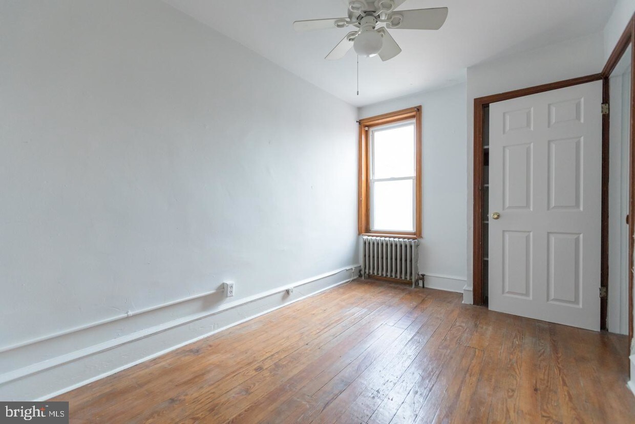 Primary Photo - 3137 Chatham St