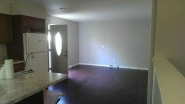Building Photo - 1515 E Haley St