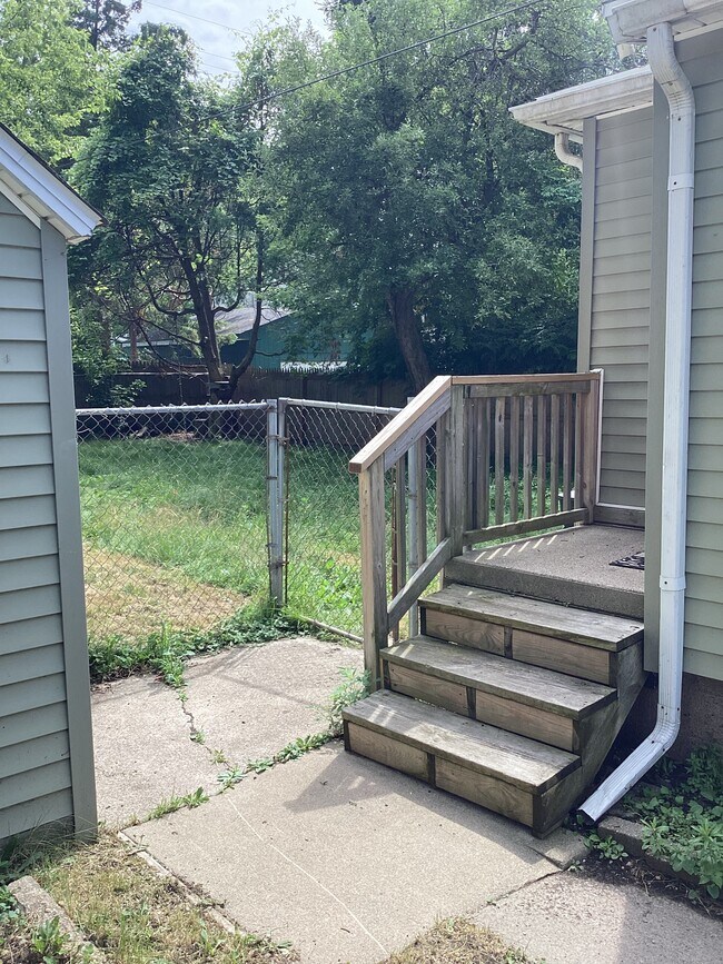 Foto del edificio - 1208 Howard St