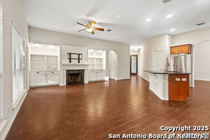 Foto del edificio - 27002 Trinity Bend