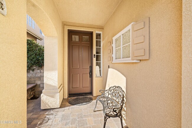 Foto del edificio - 615 Camino Del Lago