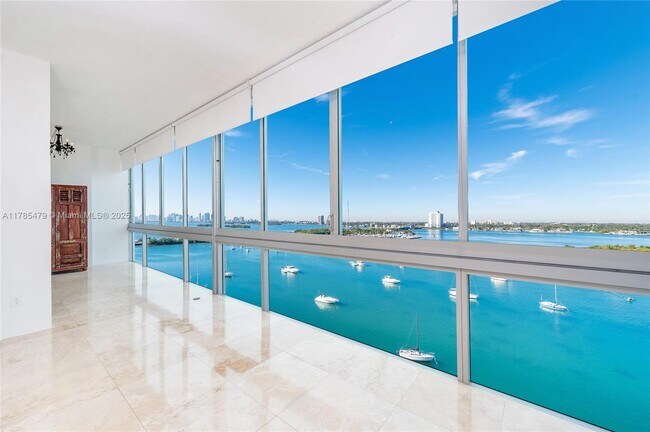 Foto del edificio - 7934 West Dr