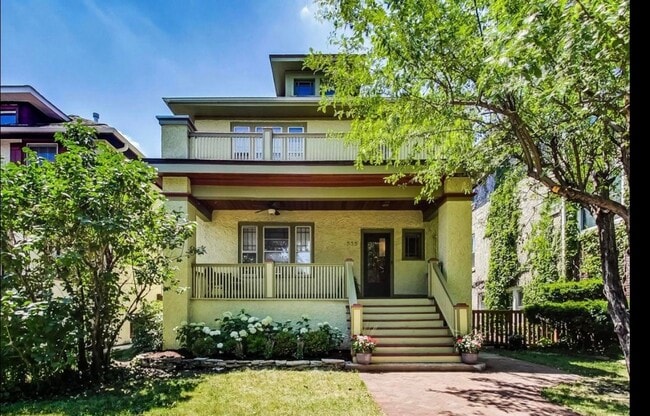 Building Photo - 535 S Lombard Ave