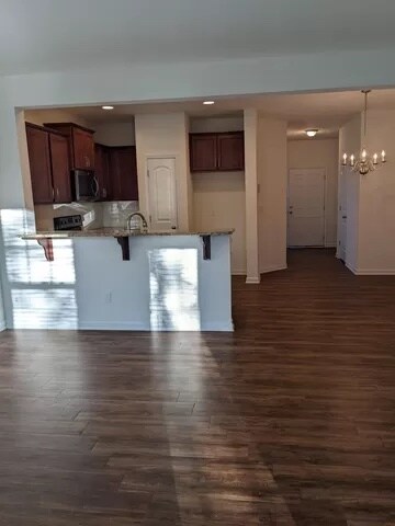 Building Photo - 3018 Haskell Dr