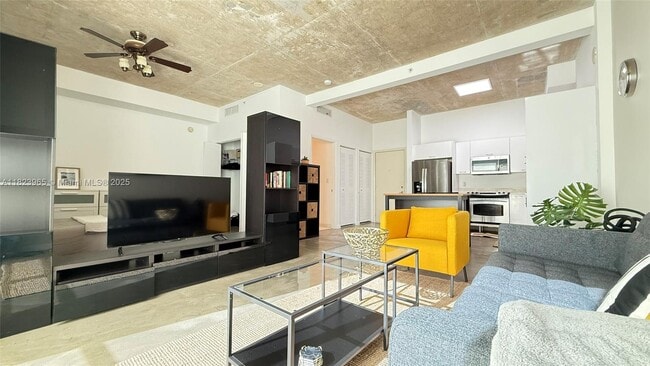 Photo - 234 NE 3rd St Apartment