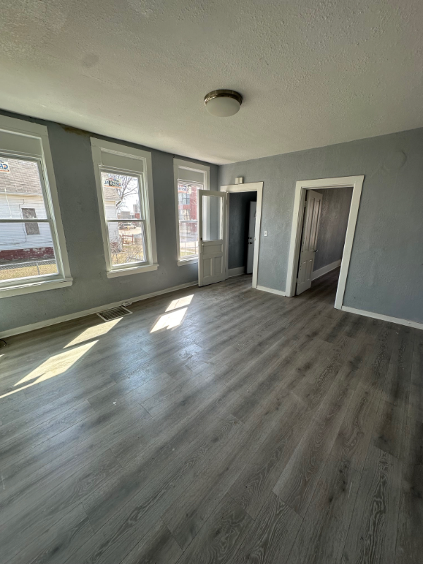Building Photo - 2840 N Vel R. Phillips Ave