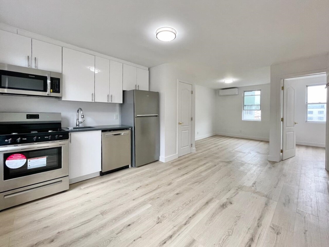 379 Monmouth St Unit 2, Jersey City, NJ 07302 Condo for Rent in