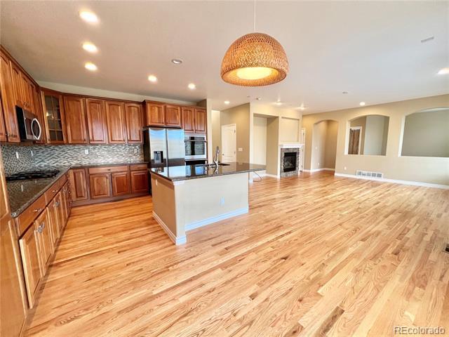 Building Photo - 10791 Glengate Cir