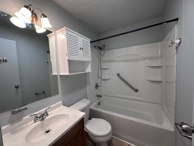 Foto del edificio - 1504 Edgewood-
