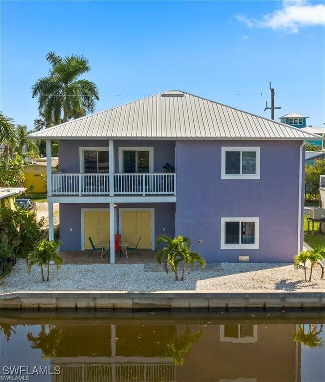 Foto del edificio - 11467 Island Ave