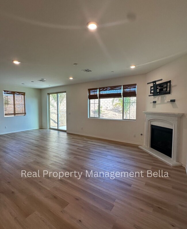 Building Photo - Stunning Single-Story Home in Menifee with...