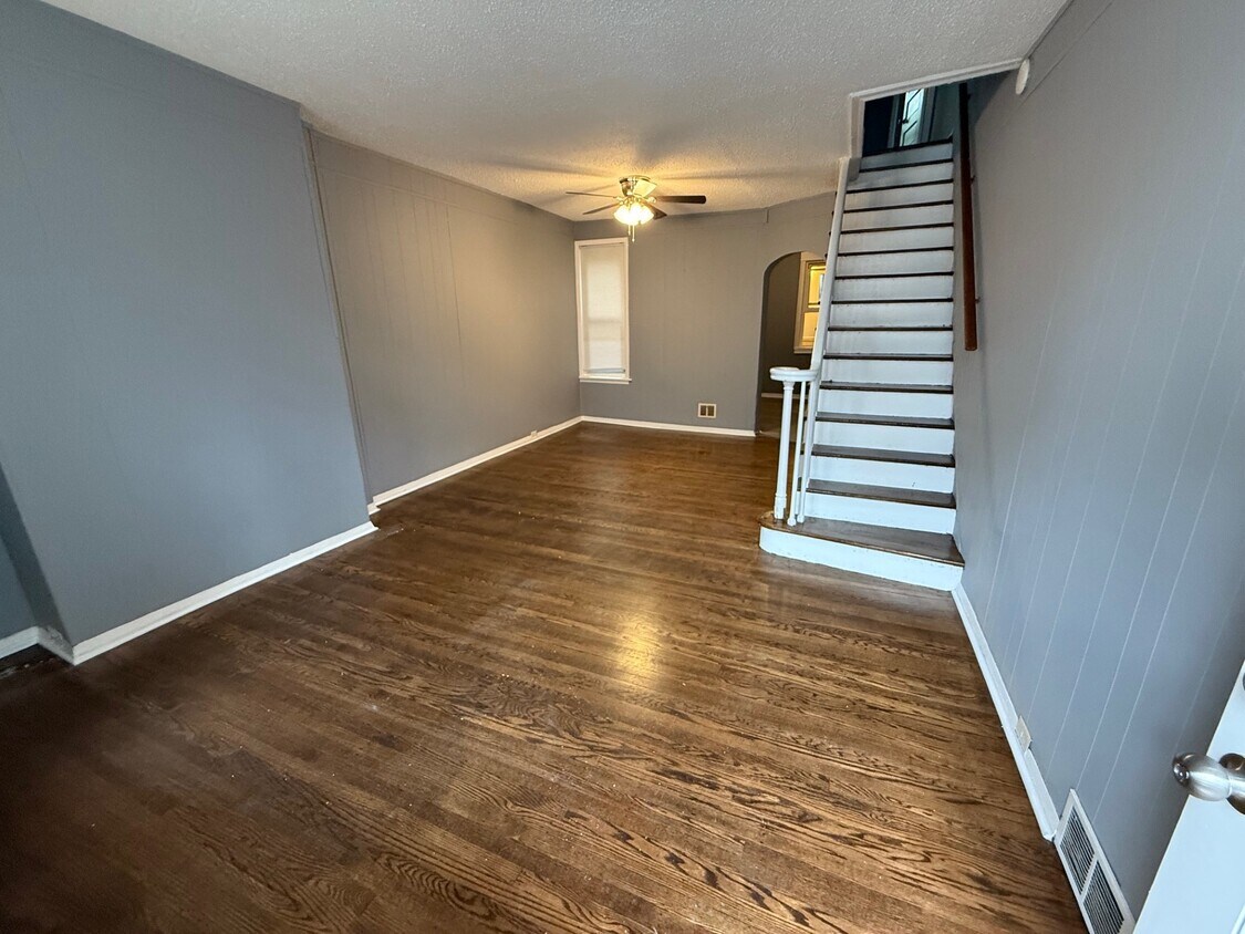 Foto principal - 2842 N Stillman St