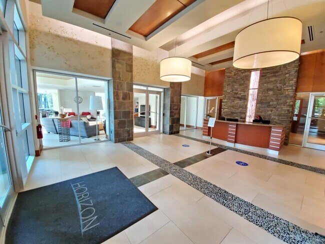 Foto del edificio - 3300 Windy Ridge Pkwy SE