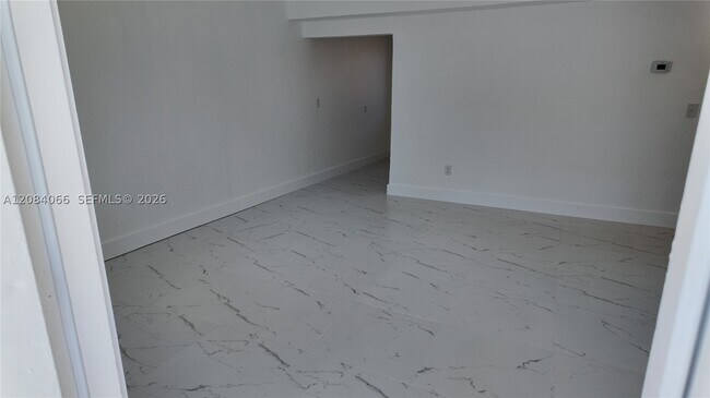 Foto del edificio - 3737 NW 20th Ct