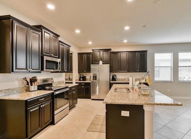 Building Photo - 14051 Tropical Kingbird Way