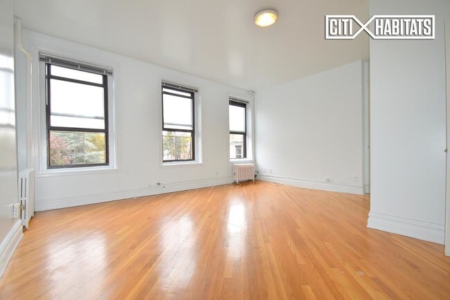 Foto del edificio - 375 Bleecker St