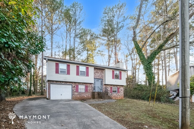 Building Photo - 563 Fawn Ct SE