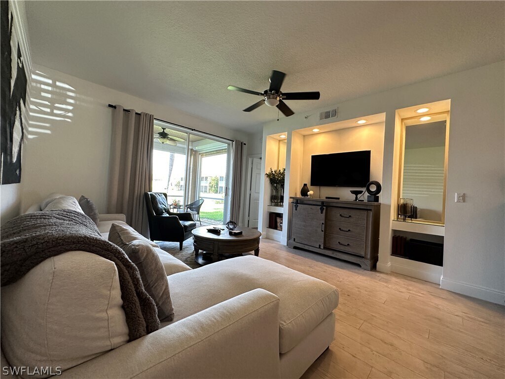 6650 Huntington Lakes Cir Unit 102, Naples, FL 34119 Condo for Rent in Naples, FL
