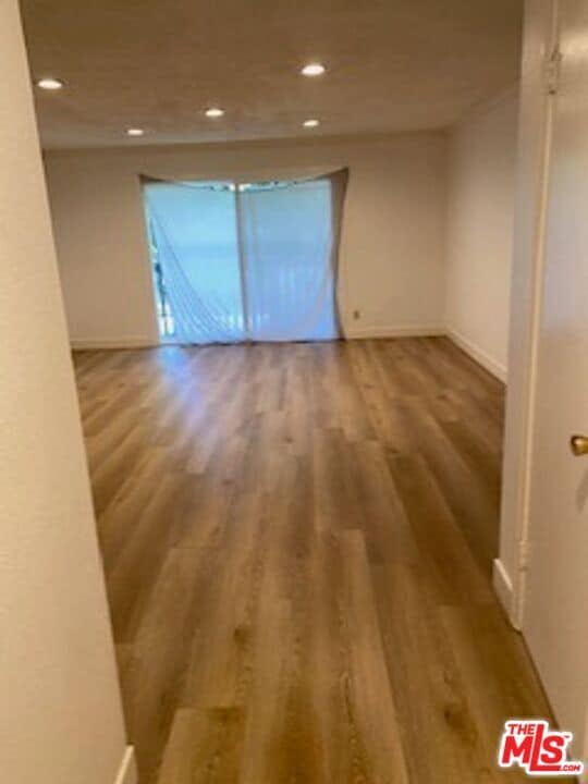 Building Photo - 730 N Eucalyptus Ave