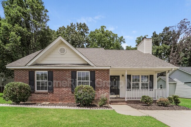 Foto del edificio - 1711 Hudson Graham Ln