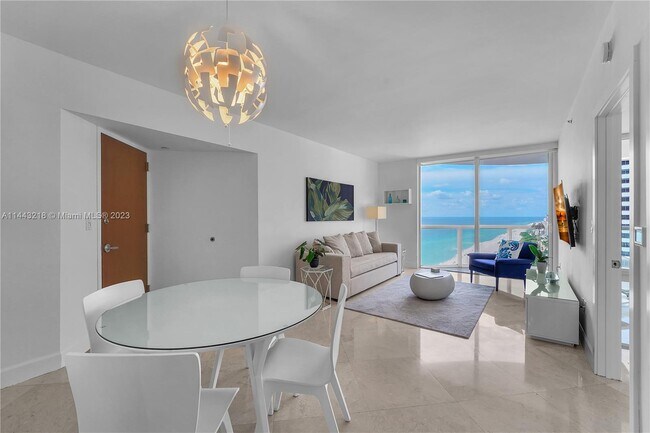 Building Photo - 6365 Collins Ave