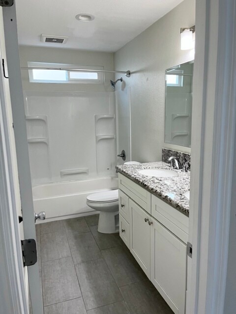 Building Photo - 33761 El Encanto Ave