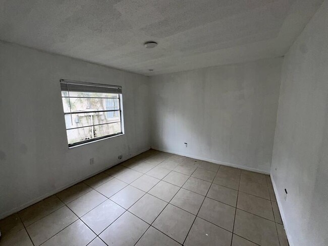 Foto del edificio - 5523 Lehigh Ave