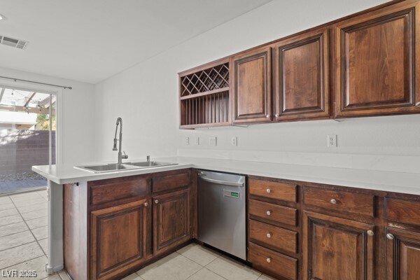 Foto del edificio - 5716 Athinas St