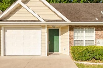 Building Photo - 227 Caldwell Cir