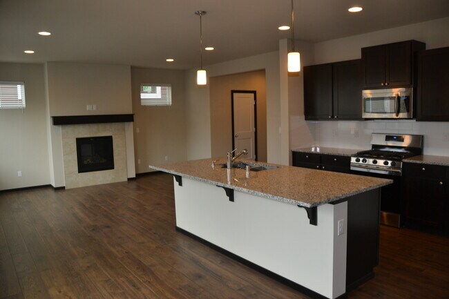 Foto del edificio - 3372 Inverness St