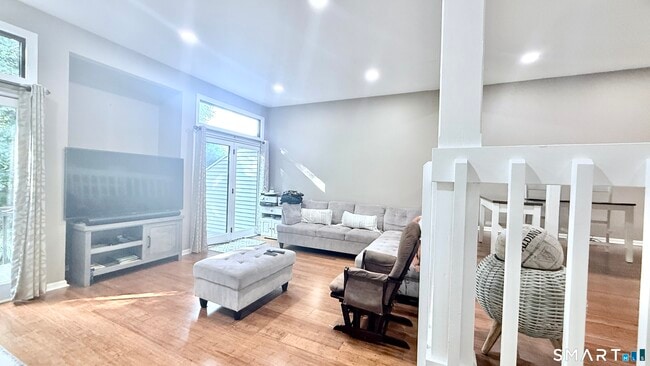 Building Photo - 507 Mill Pond Dr