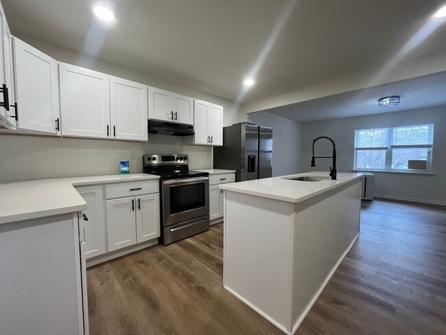 Newly Remodeled! - Newly Remodeled! House