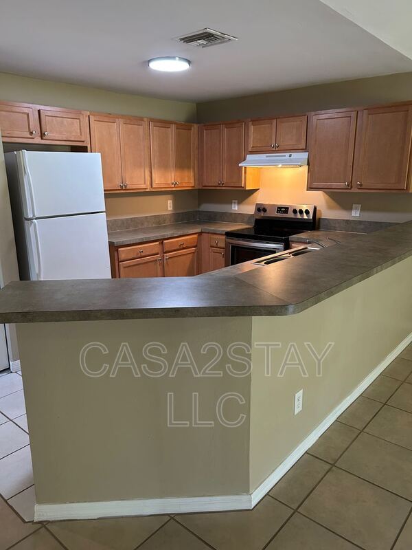 Foto del edificio - 2408 Churchill Ave N