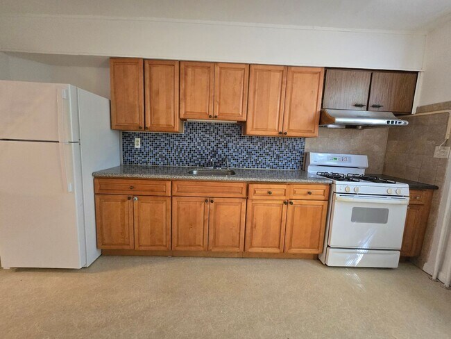 Foto del edificio - Bright 3 bed 1 bath