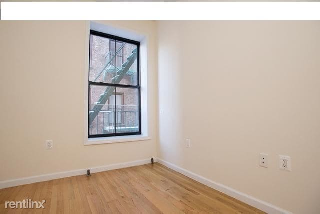 Building Photo - 58 W 72nd St