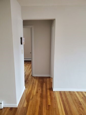 Foto del edificio - 572 Cummins Hwy