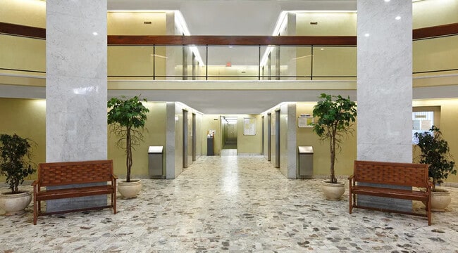 Photo du bâtiment - Rideau Towers