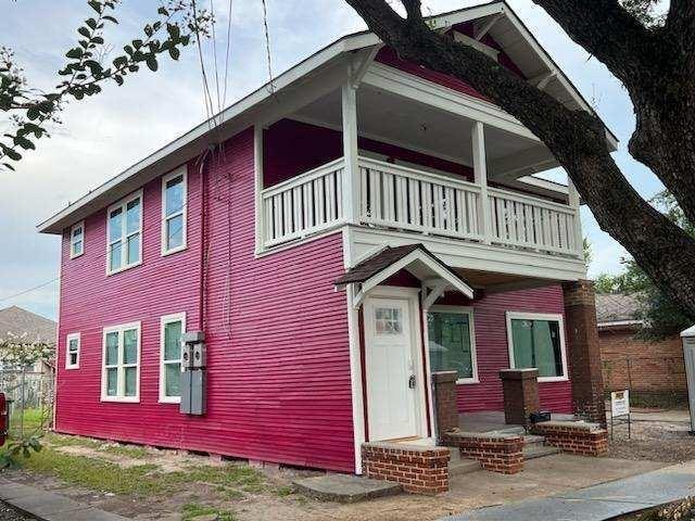 Building Photo - 2316 Gentry St