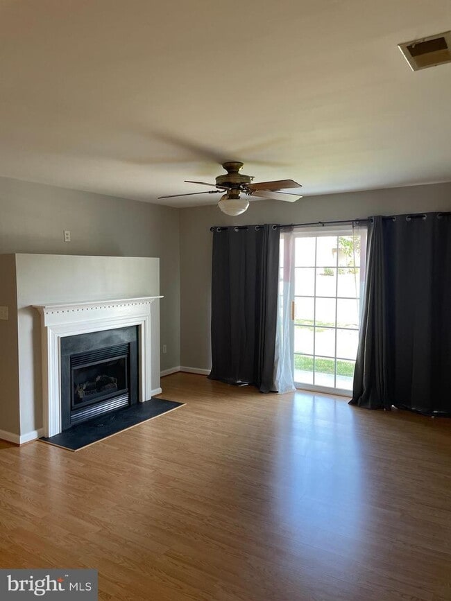 Building Photo - 136 Brookland Ct