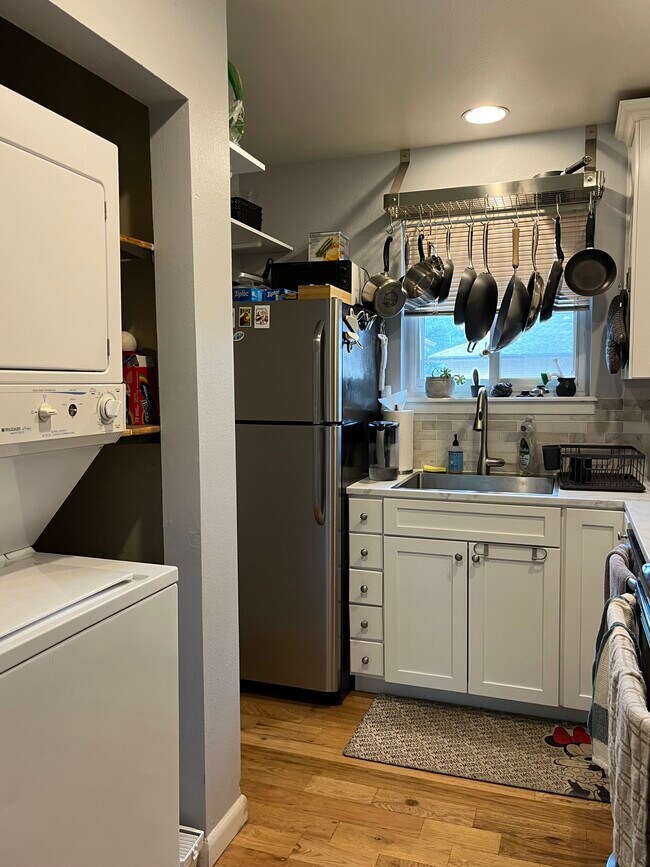 Foto del edificio - 3065 30th St