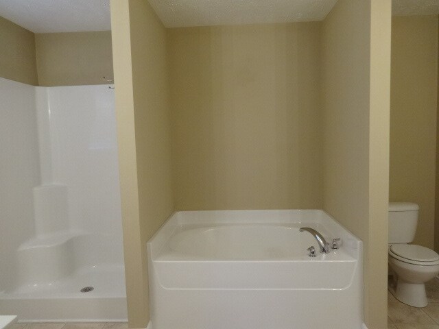 Building Photo - 620 Buck Cherry Way