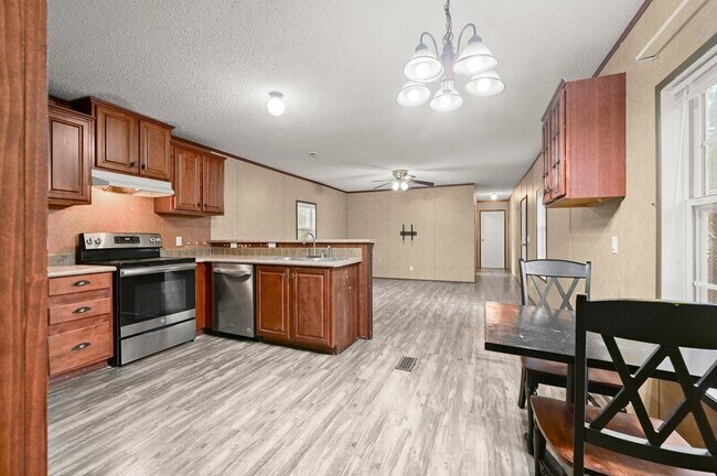 Foto del edificio - 31687 N Corbin Rd